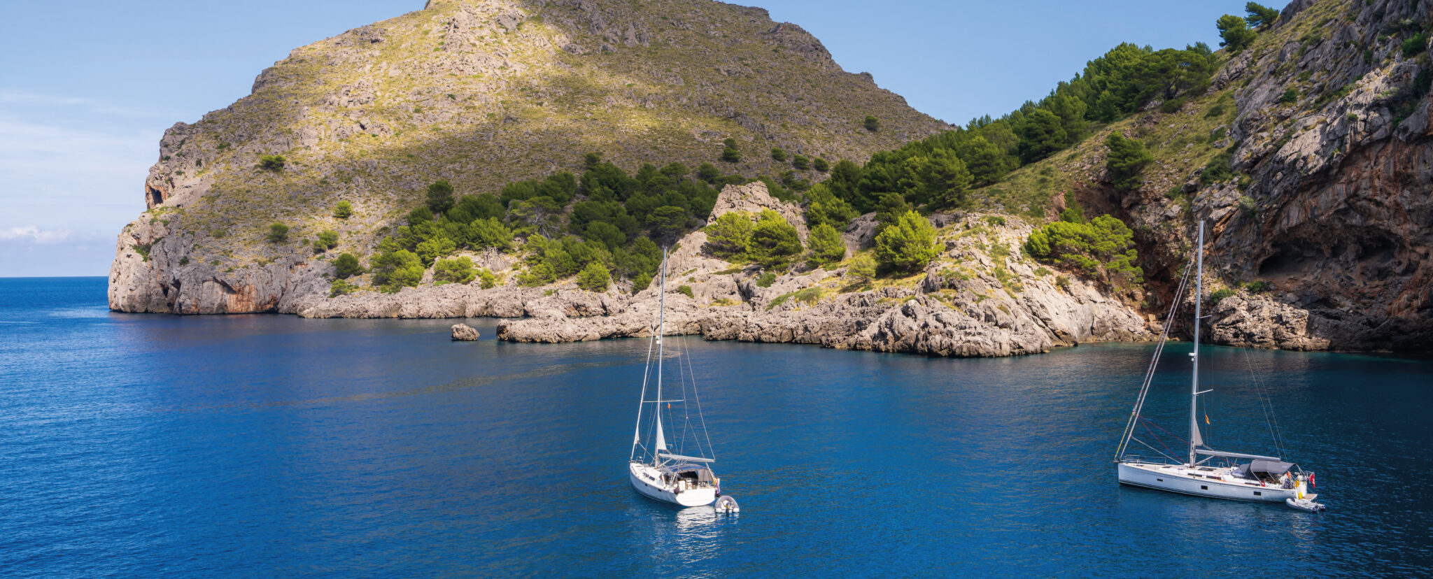 Mallorca es uno de la joya del Mediterráneo. Sigue leyendo y descubre qué hacer en tu viaje a Mallorca Traemos muchas actividades.